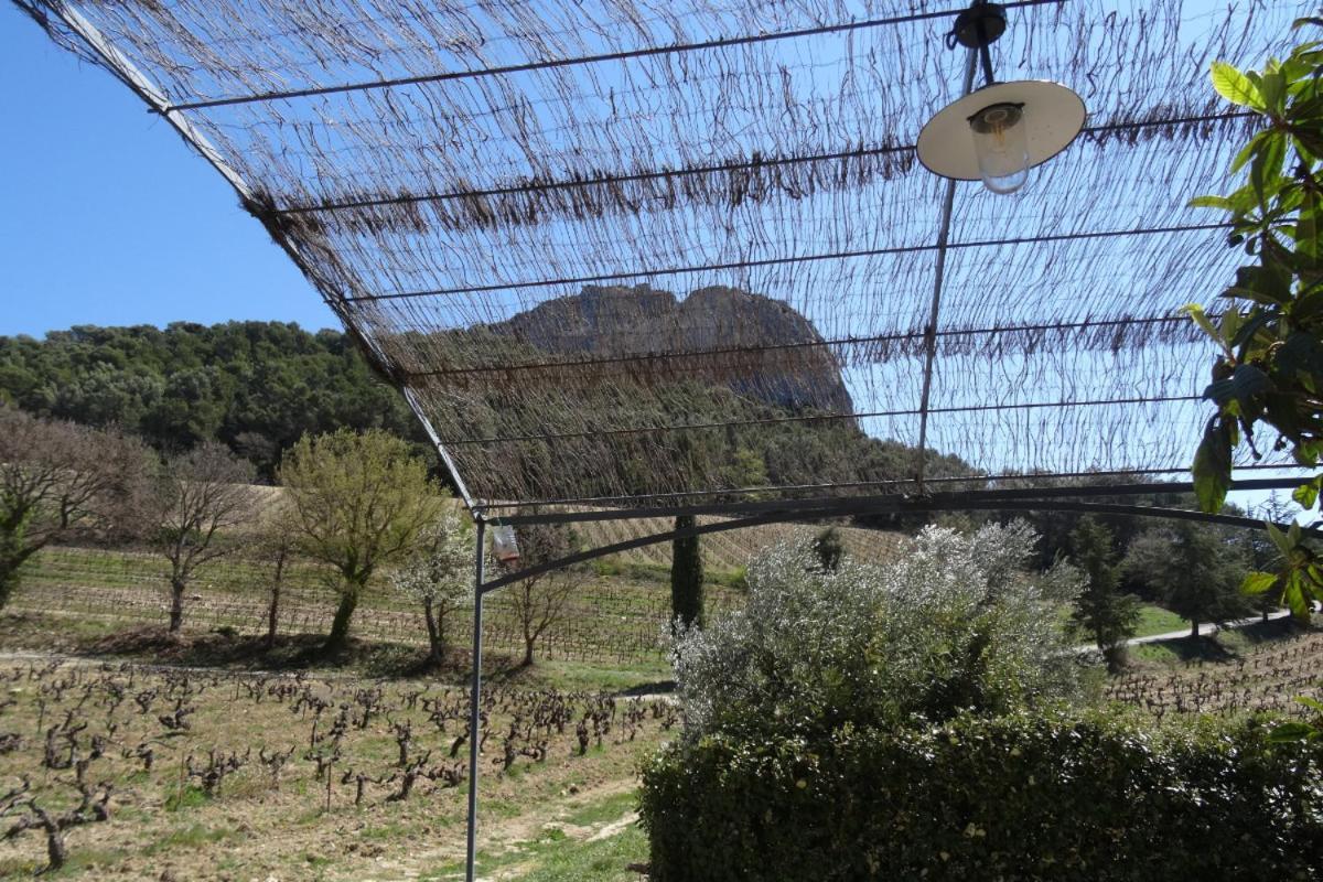 Domaine De Cassan Villa Lafare Exterior photo